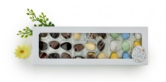 Hvid rudeæske, 27 stk Marcippanæg, Luksusæg & Belgiske Fugleæg 290 g.