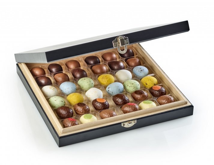 Trææske Sort, 36 stk Marcipanæg-/Luksusæg-/Belgiske Fugleæg, 360 g.