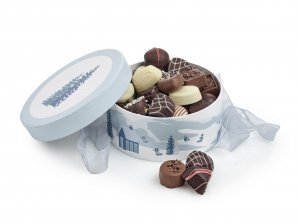 Rund Hatteæske Blue Winter, Luksuschokolade 500 g.