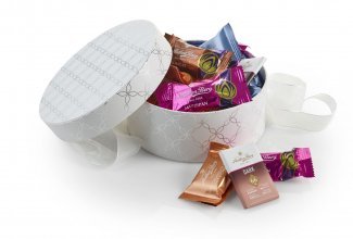 Rund Hatteæske Hvid/Sølv, Anthon Berg Mix 250 g.