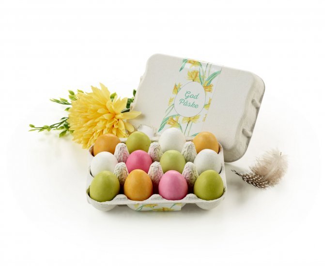 Æggebakker, 12 stk. Marcipanæg m/ sukkerskal, 190 g.