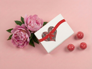 COCA Design, Hvid m. Hjerterude, Lakridskugle m. hindbær, 90 g.