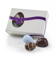 Påskeæske, Lilla sløjfe 6 stk - Marcipanæg, Luksusæg & Belgiske fugleæg 60 g.