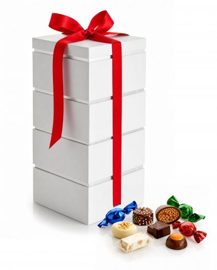 Stable æske 4-Lag Hvid/Rød, Luksus, Mix Balls, Mix karameller, Fransk Nougat, 680  g.